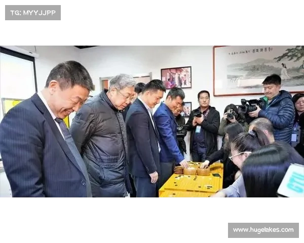 林建社区银龄棋手聚首 楚河汉界共庆老年节 林建社区银龄棋手聚首 楚河汉界共庆老年节